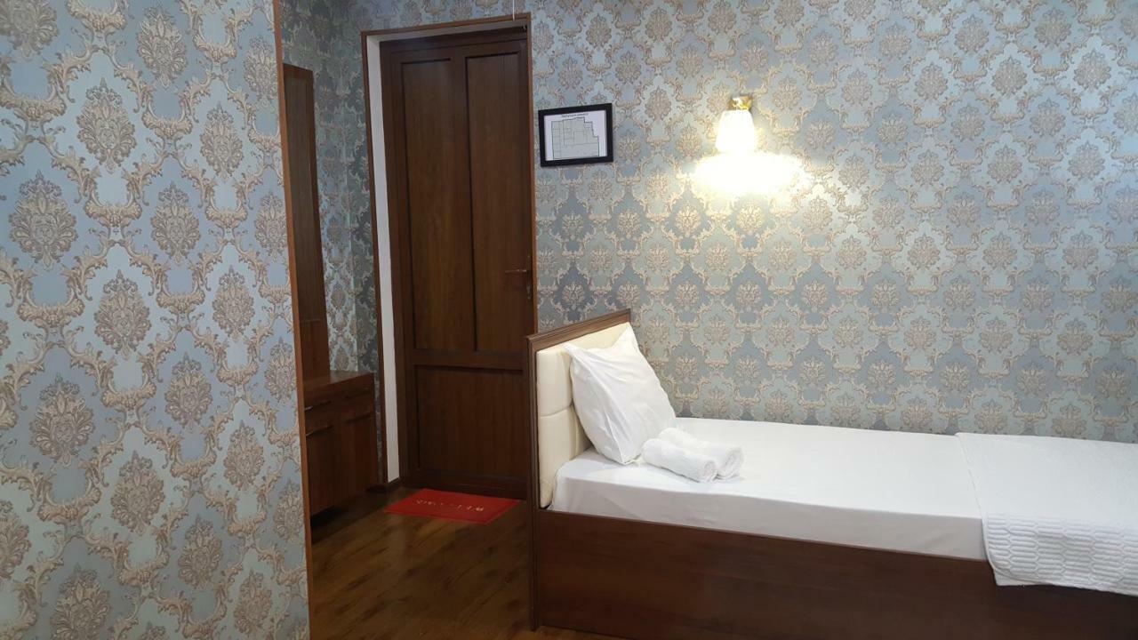 Rohat Hotel Kokand Exteriör bild